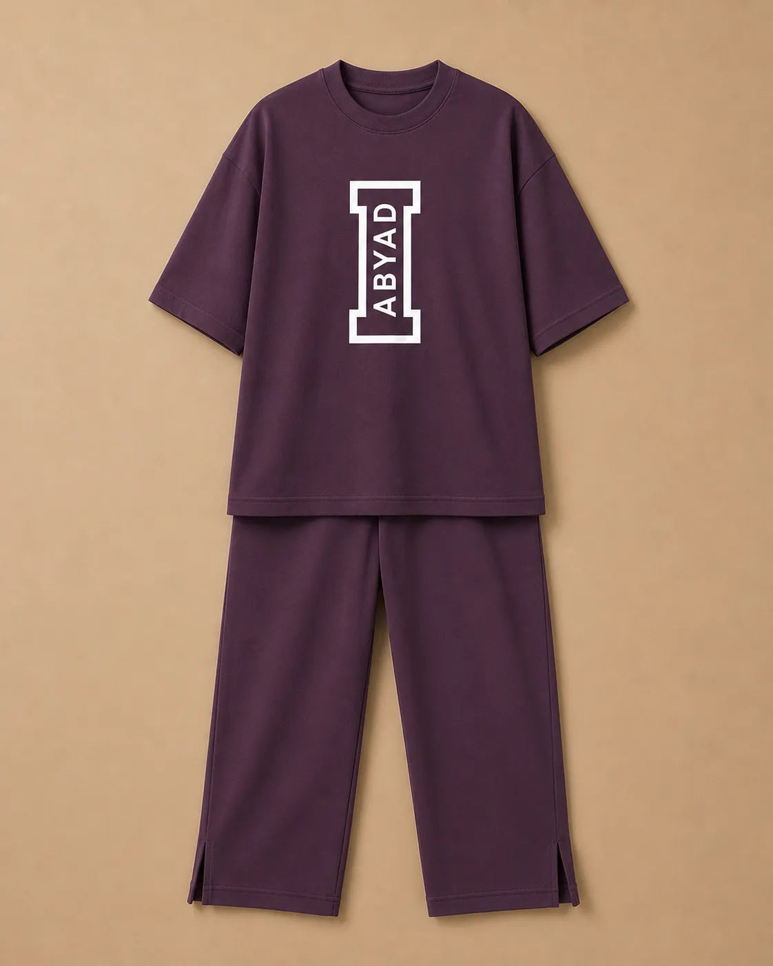 Printed T-Shirt & Split-hem Trousers - I