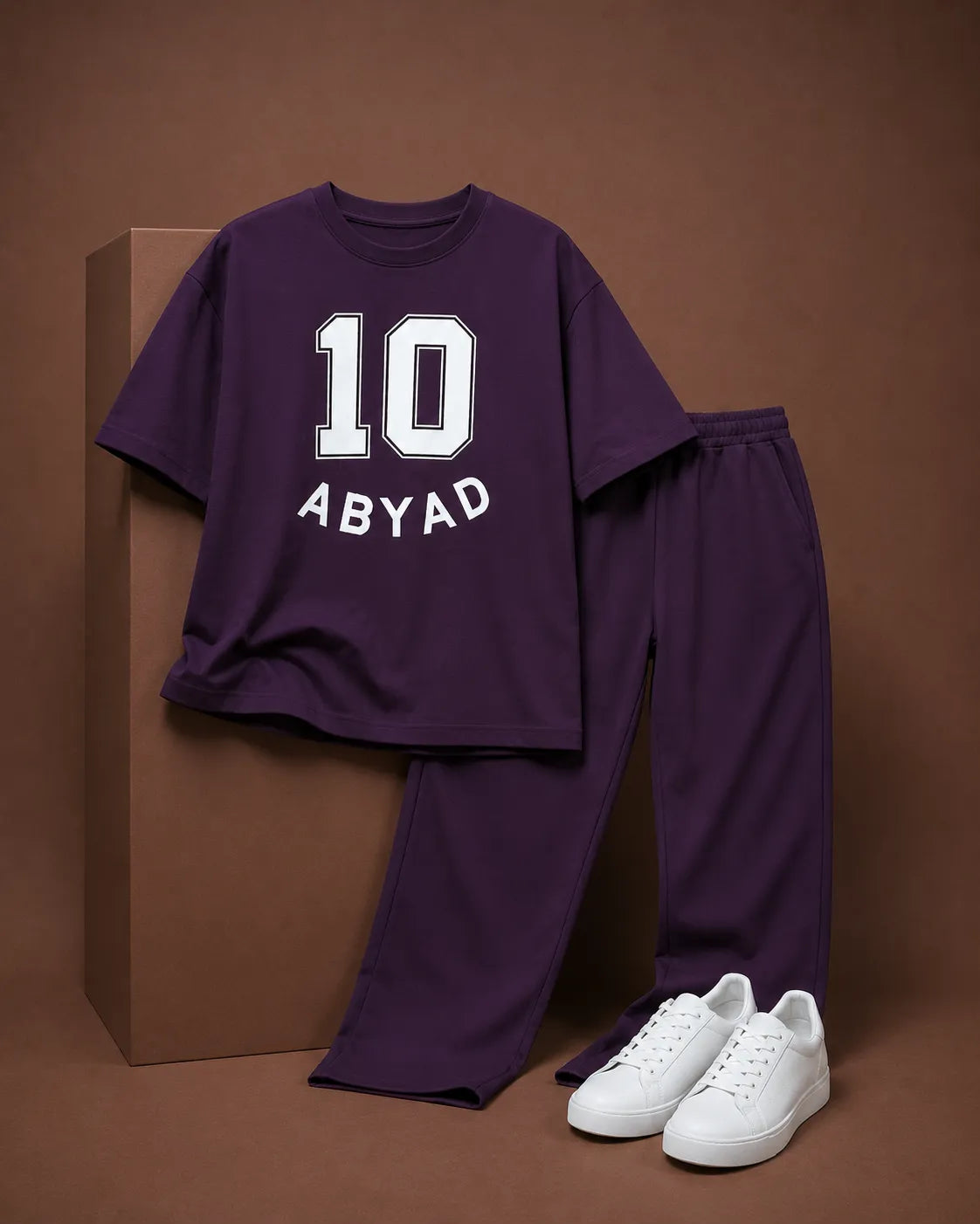 Printed T-Shirt & Split-hem Trousers - TEN