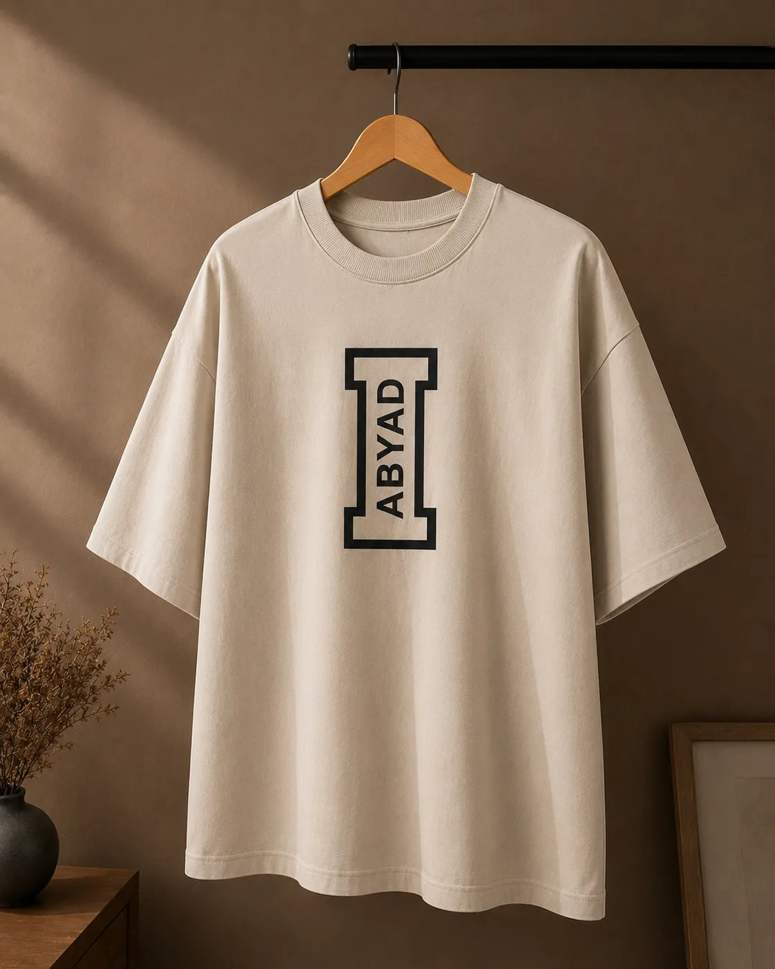 Printed T-Shirt & Split-hem Trousers - I