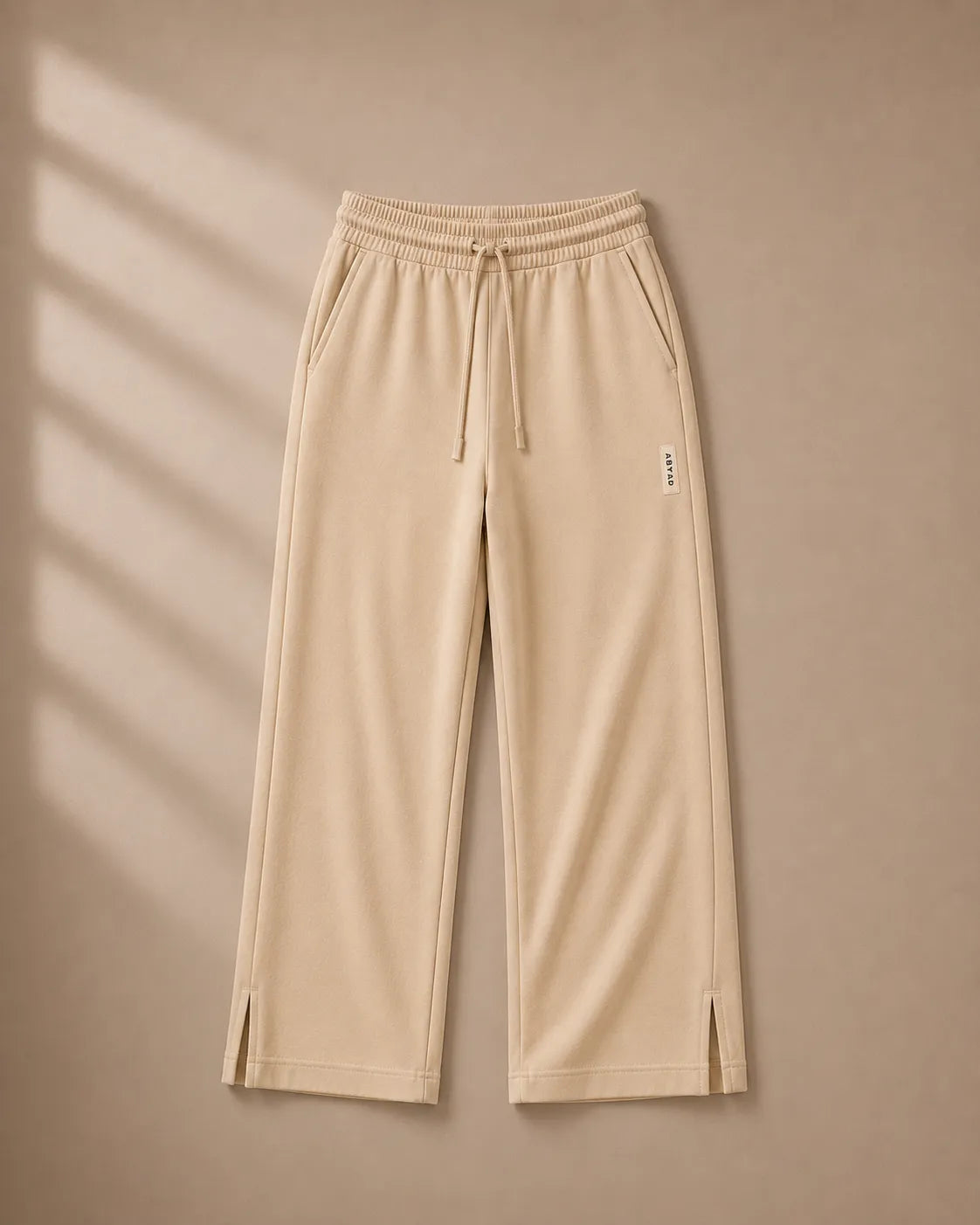 Printed T-Shirt & Split-hem Trousers - TEN