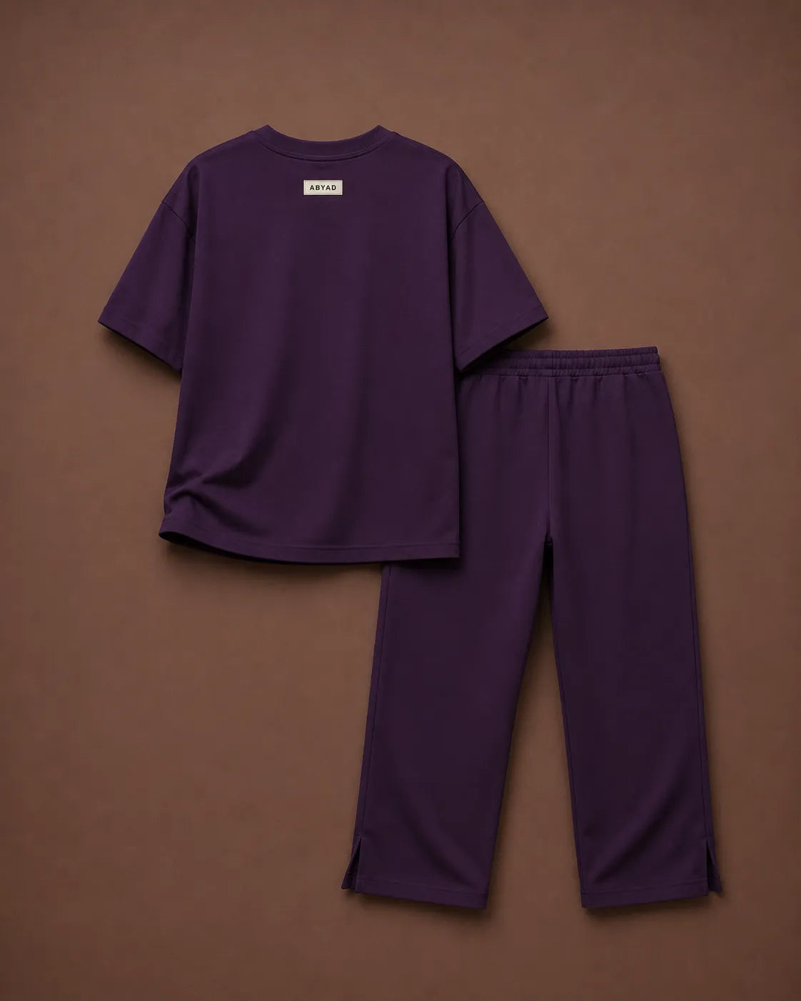 Printed T-Shirt & Split-hem Trousers - TEN